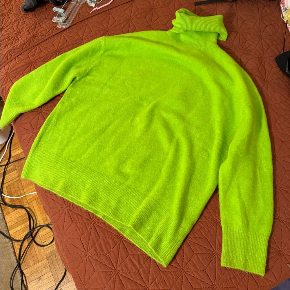 Oversized Zara Neon Green Sweater - M